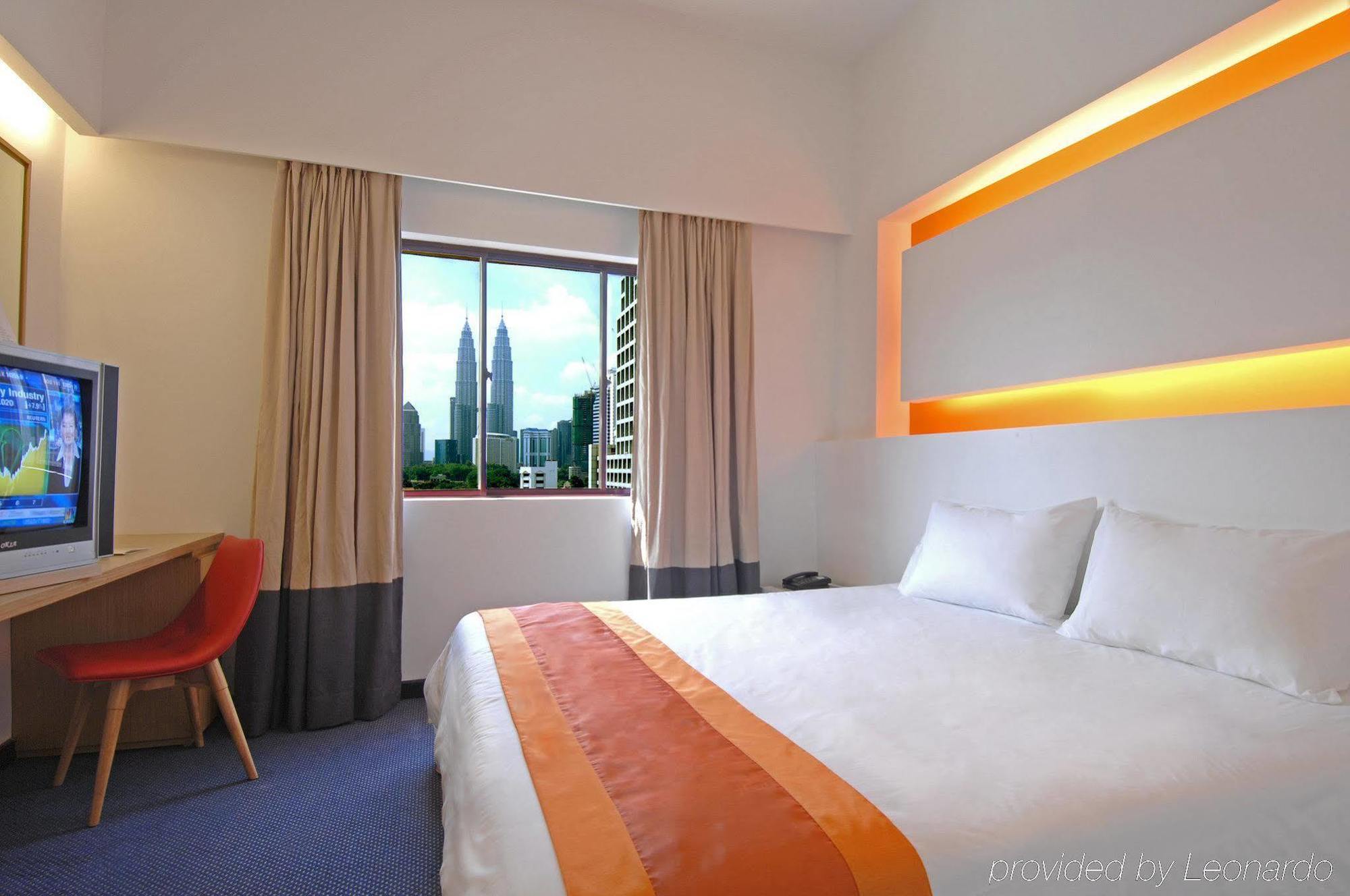 Q Hotel Kuala Lumpur Oda fotoğraf